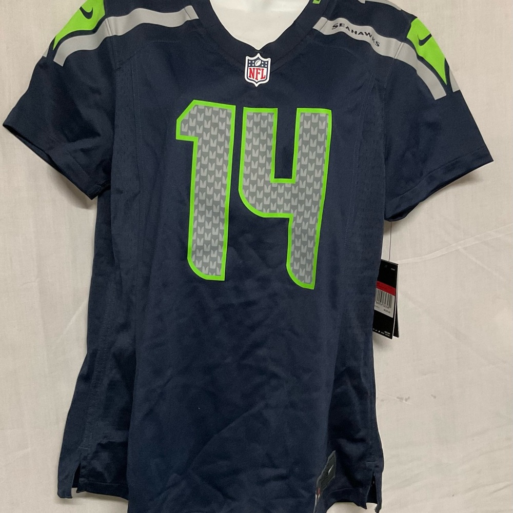 NFL SEATTLE SEAHAWKS WOMEN 12 “ METCALF 14 ” NIKE JERSEY, SizeL.